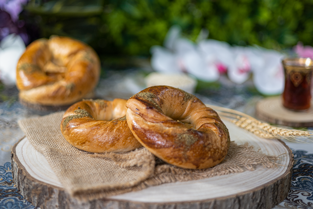 Achma Turkish Zaatar Bagel