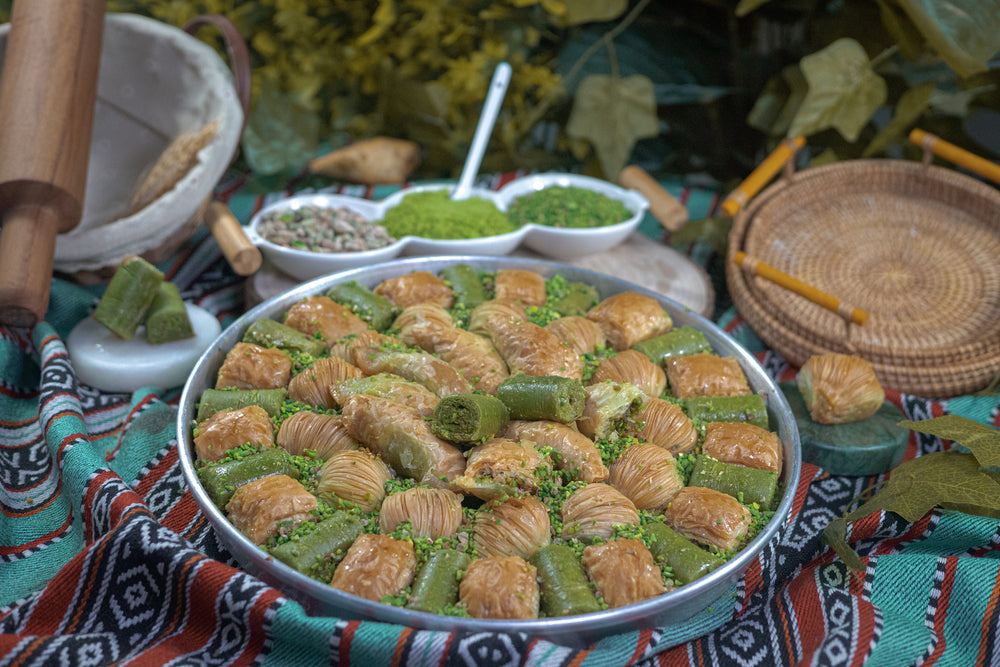 Sadrazam Mix Baklava Tray 2 KG